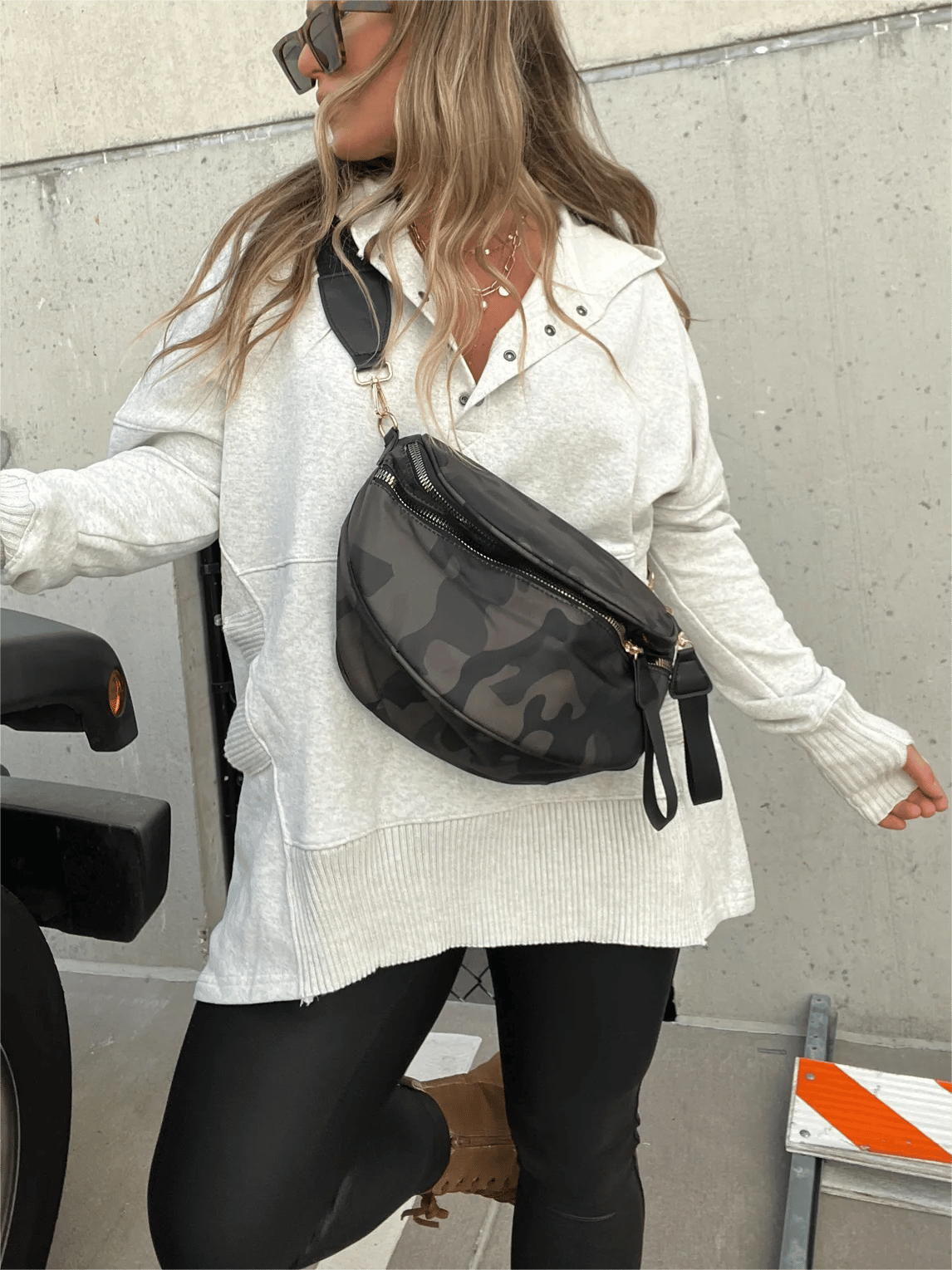 Women's Oversized Hoodie With Thumb Holes