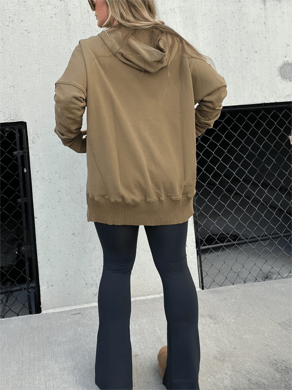 Women's Oversized Hoodie With Thumb Holes