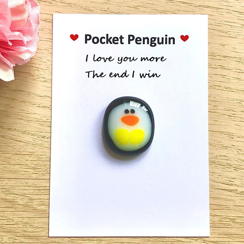 (❤️Hot Sale)A Little Pocket Penguin Hug