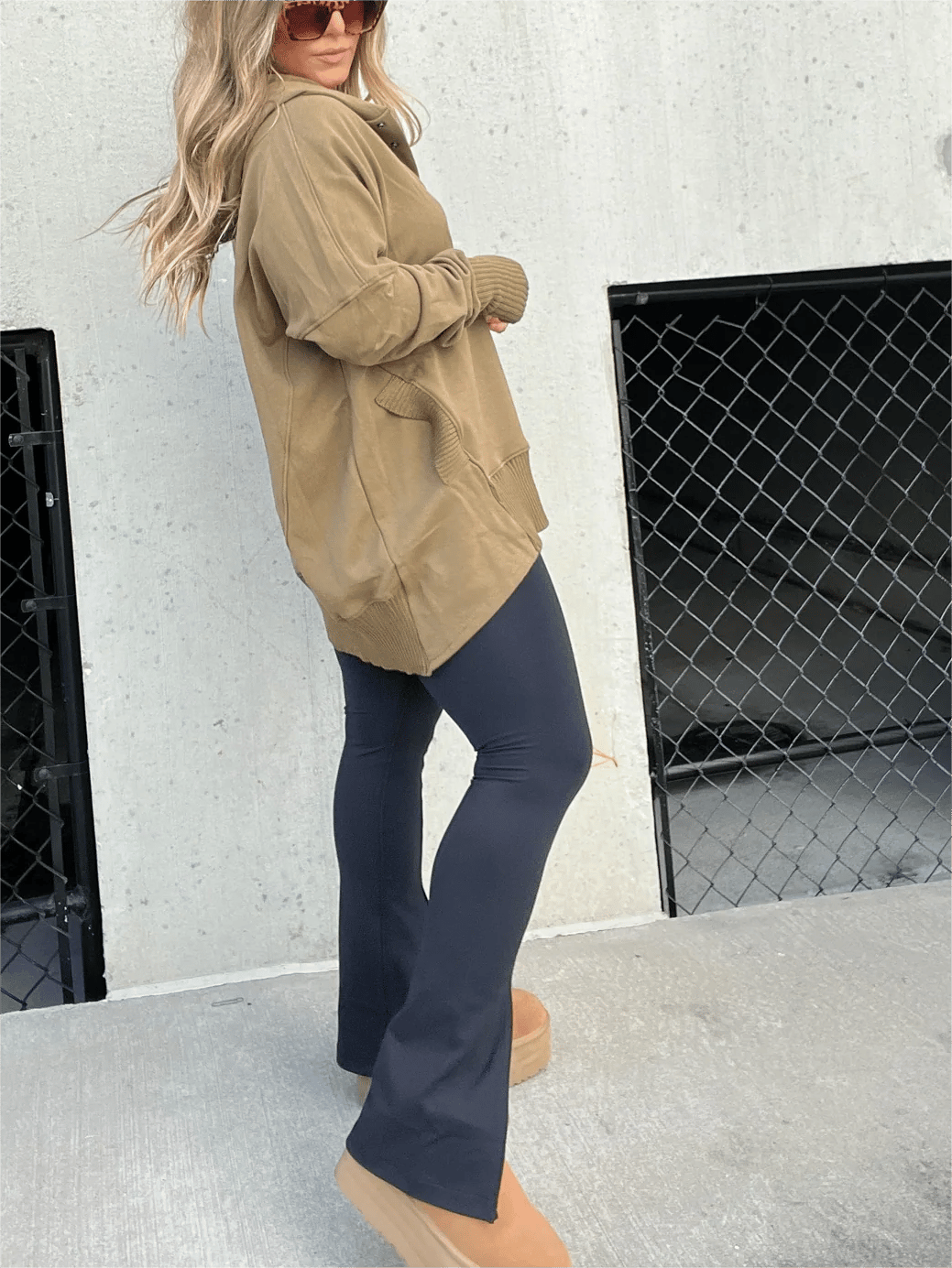 Women's Oversized Hoodie With Thumb Holes